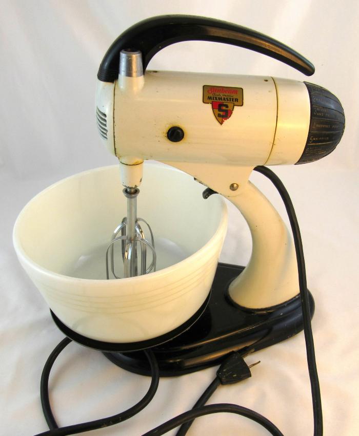 Sunbeam Electric Mixer