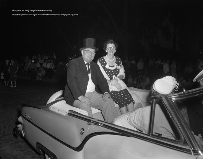 Photo: Aquatennial parade 1954