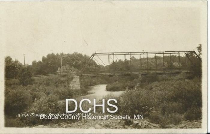 Black and white picture postcard of Mantorville bridge over the Zumbro River