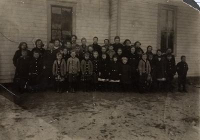 District #32 Schoolhouse, c.1913