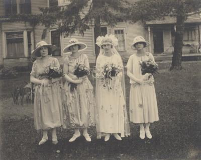 Ruth Anderson Laumann and wedding attendants