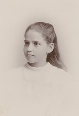 Edith C. Ribble Maves, as a girl