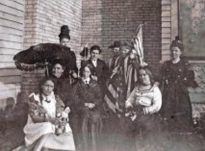 Women at the Hodgkins Home