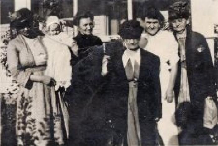 Martha Anderson and Gulina Annexstad