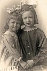 Karen and Isabel Daniels