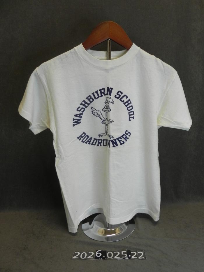 T-shirt, Washburn Elementary School