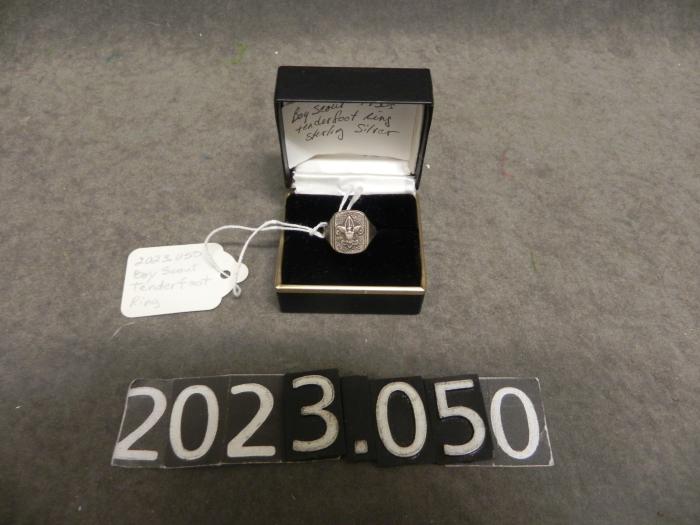 Ring, Boy Scout Tenderfoot rank