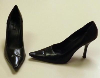 Ladies' Pumps, 2000