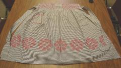 Ladies Red Daisy Pattern Apron, 1950