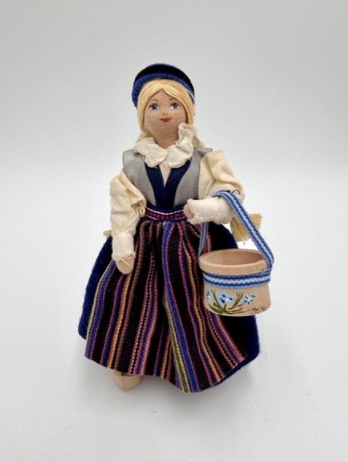 Female Folk Dress: Doll