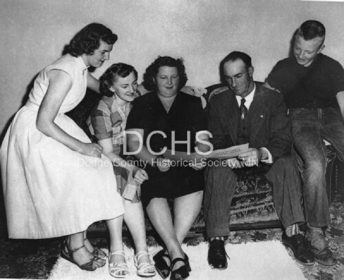 Black and white photograph of Henry Snow family 