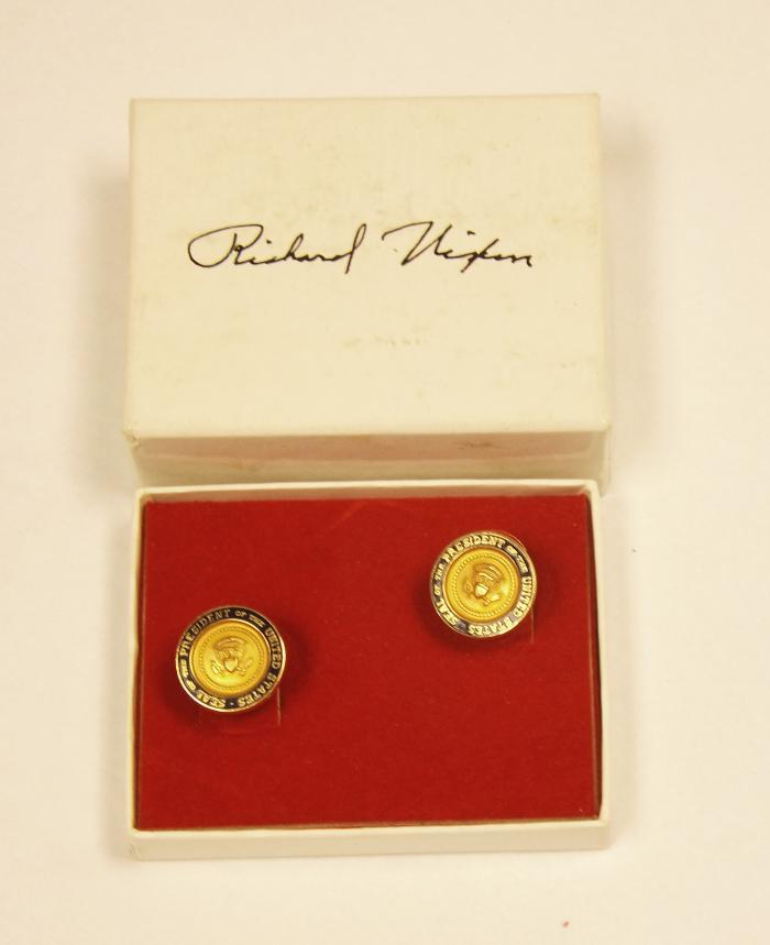 Maurice Stans brass cuff links with presidential seal in relief