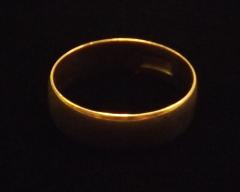 Mathilda Nyssen Stans' wedding band, 1904.
