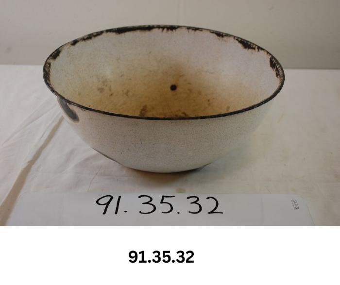Enameled Steel Mixing Bowl