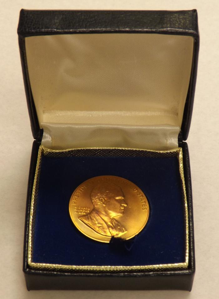 Nixon 1969 commemorative inauguration coin