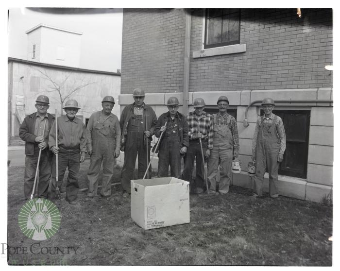 Members of the Green Thumb clean up crew pictured at the Glenwood Public Library