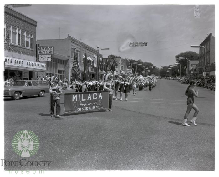 Waterama Grande Day Parade