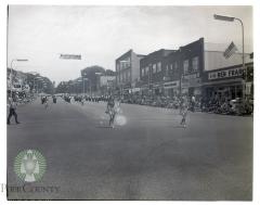 Waterama parade