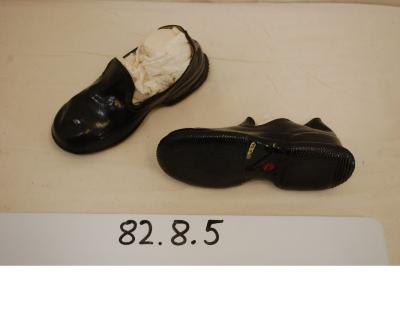 Child’s rubber overshoes/ galoshes