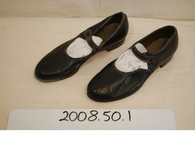 Black leather may jane style shoes