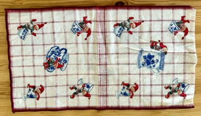 Cotton Towel with Tomtes and Cups: Towel