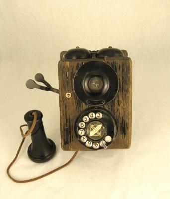 Wall-mount wood box Telephone