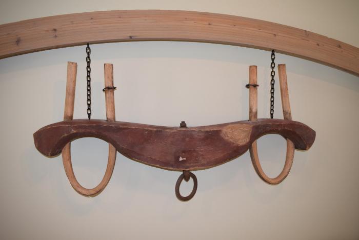 Yoke